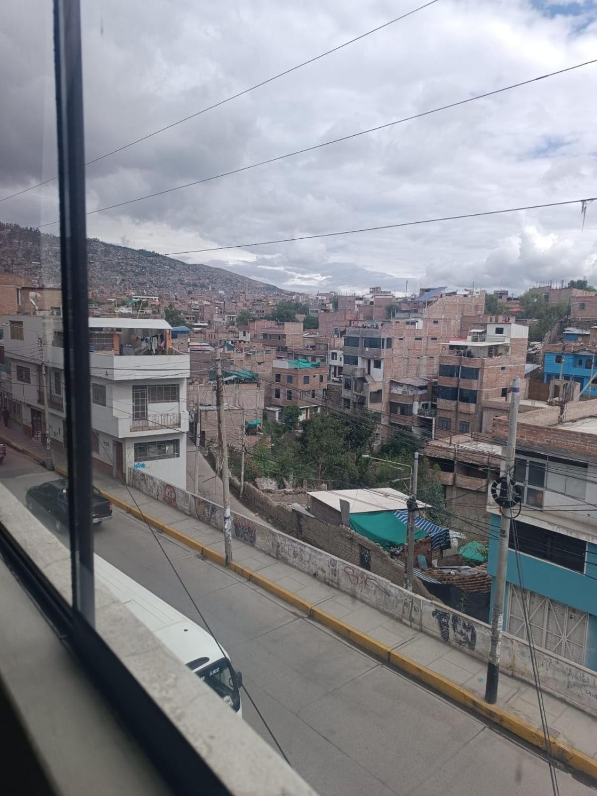 Hostal Yuraq Wasi 596 Ayacucho Extérieur photo