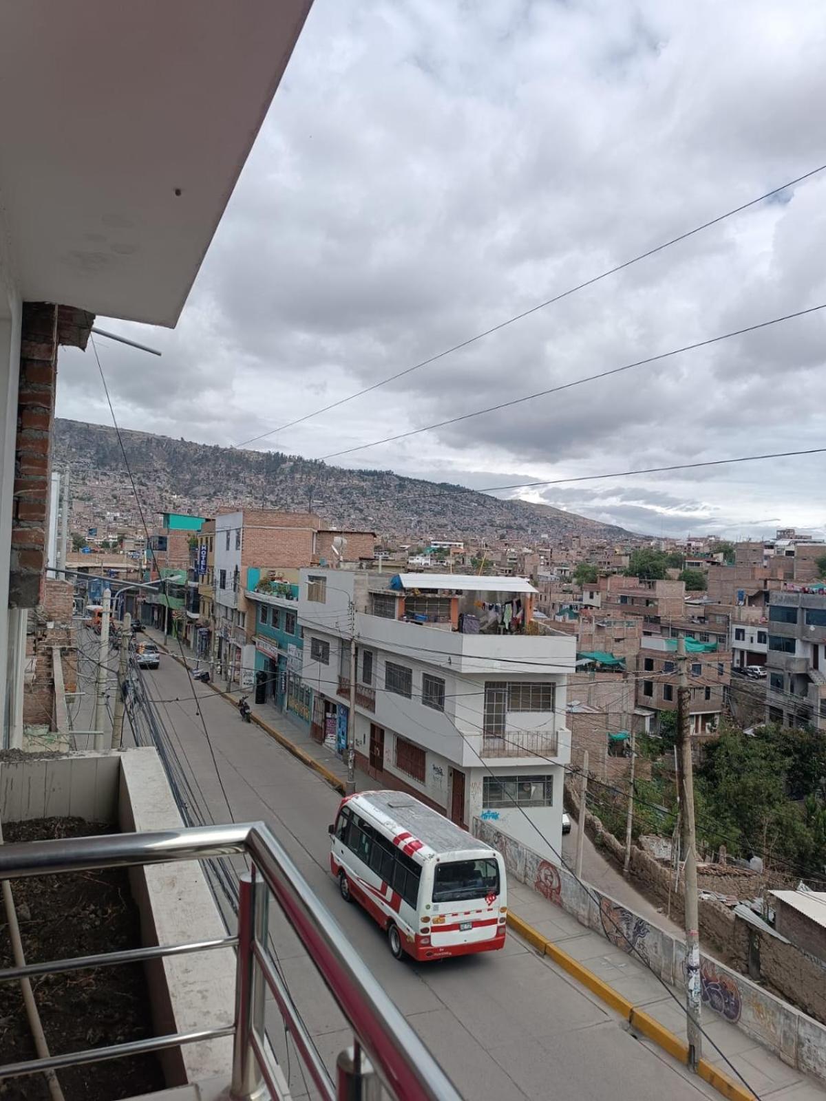 Hostal Yuraq Wasi 596 Ayacucho Extérieur photo